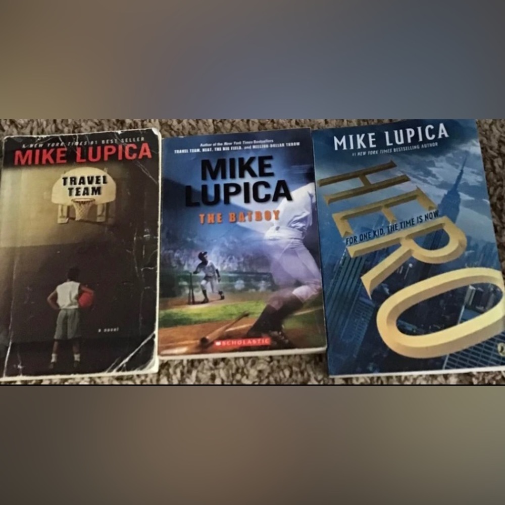 Lot of 5 Mike Lupica books
